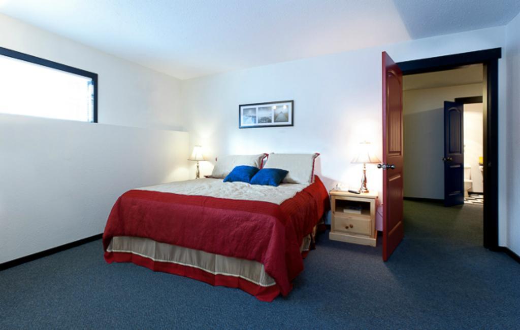 The Bulldog Hotel Silver Star Εξωτερικό φωτογραφία