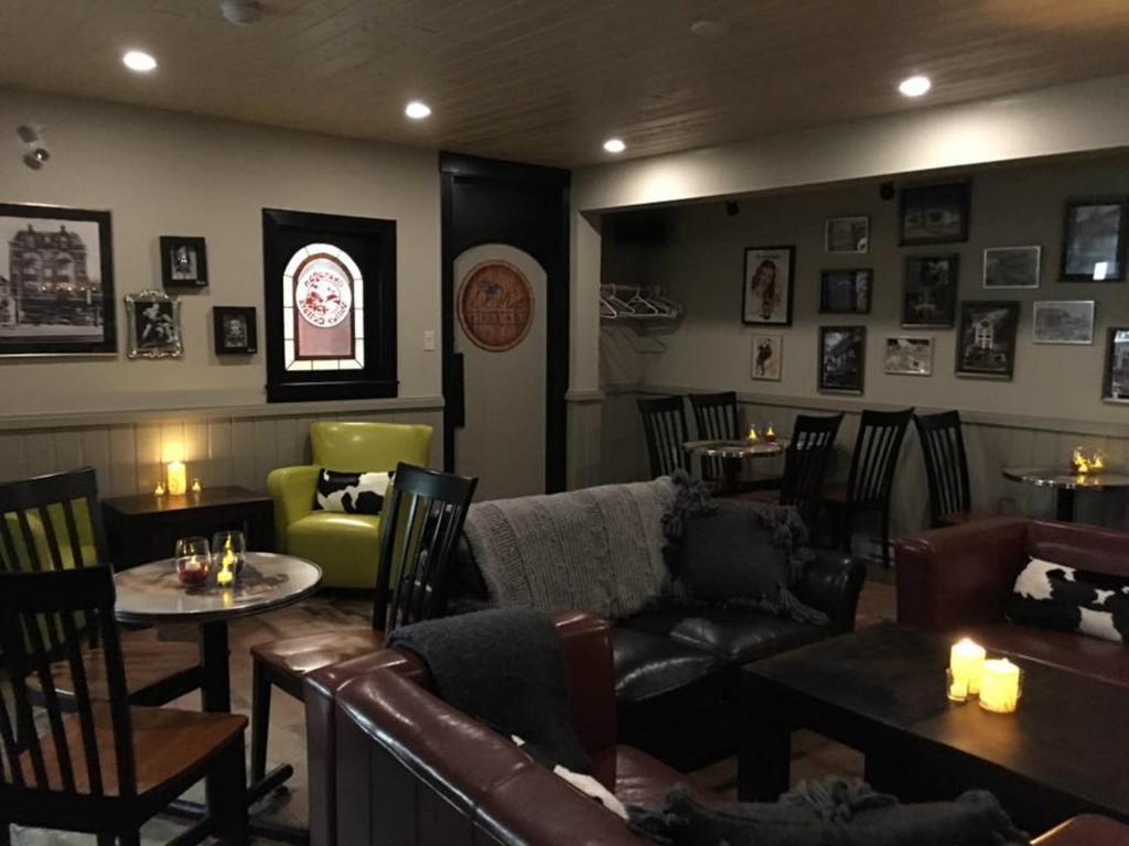 The Bulldog Hotel Silver Star Εξωτερικό φωτογραφία